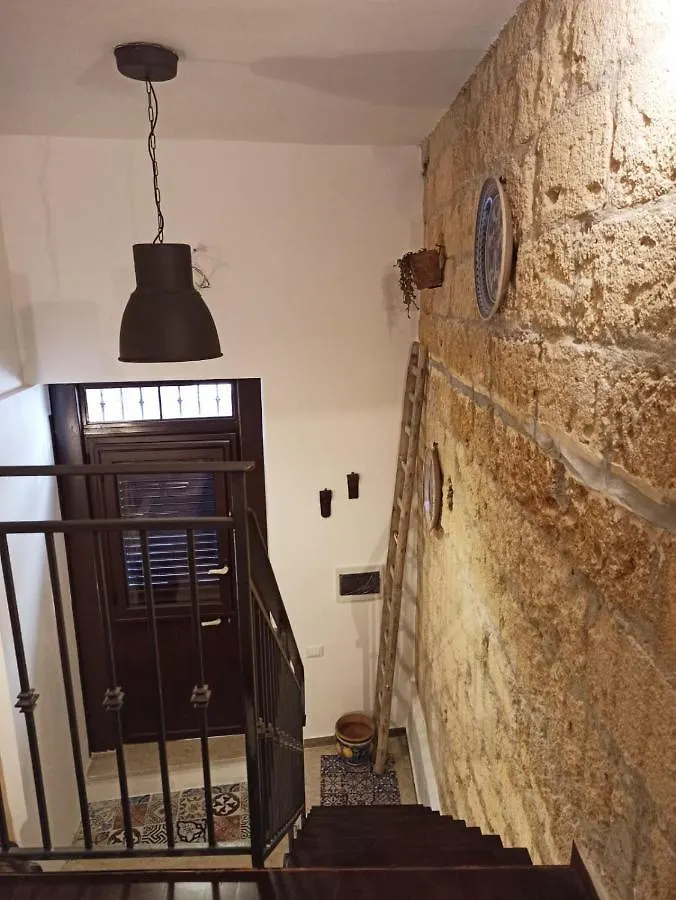 Casa Lio Villa Santa Flavia 0*,